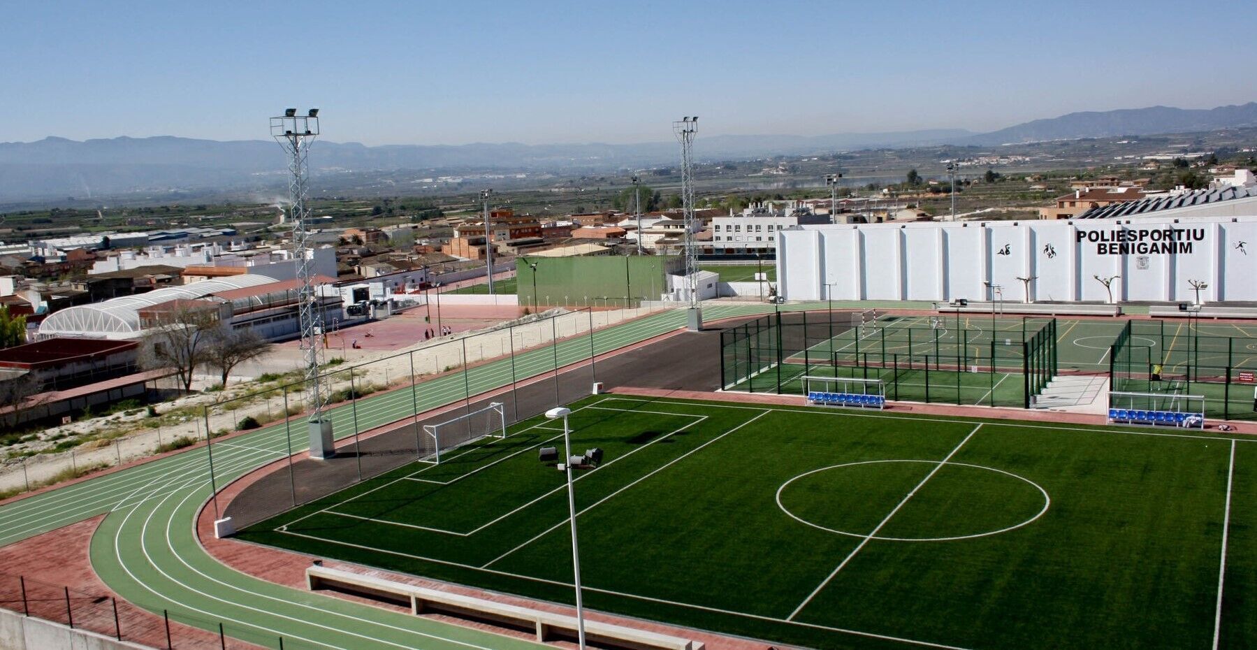 Poliesportiu Municipal F8